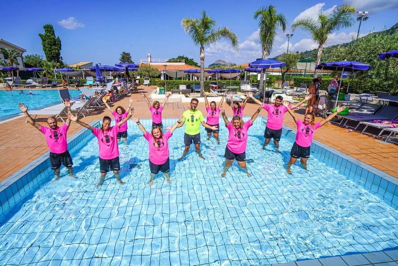 *** Отель Cefalu Resort - Sporting Club Италия