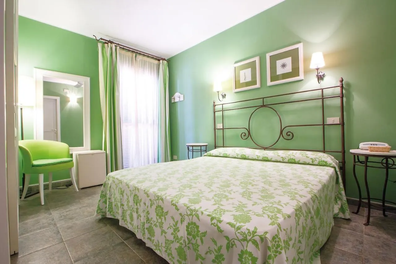 Отель Cefalu Resort - Sporting Club